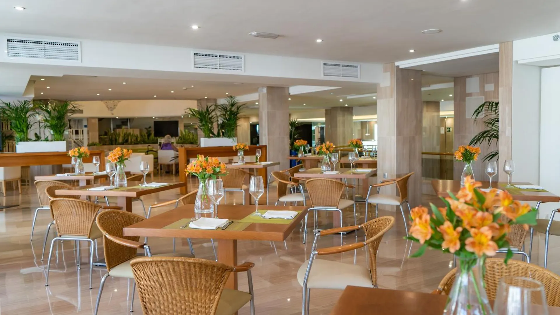 Ms Aguamarina Suites Torremolinos
